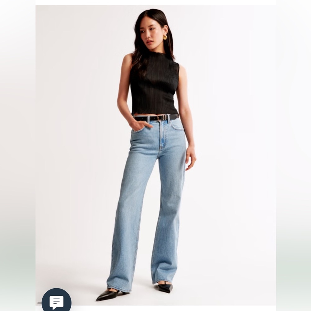 Abercrombie & Fitch High Rise 90s Relaxed Jean